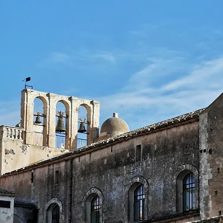 Casa Al Teatro Apartment *